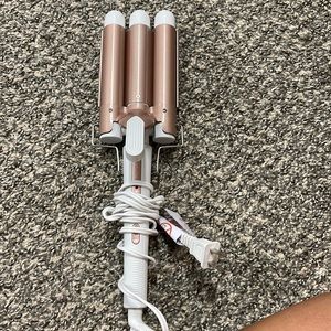 Luxe and Willow Hair Crimper